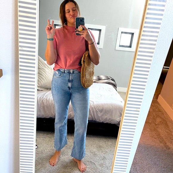 Meet your Posher, Kelsey - Picture 2 of 2